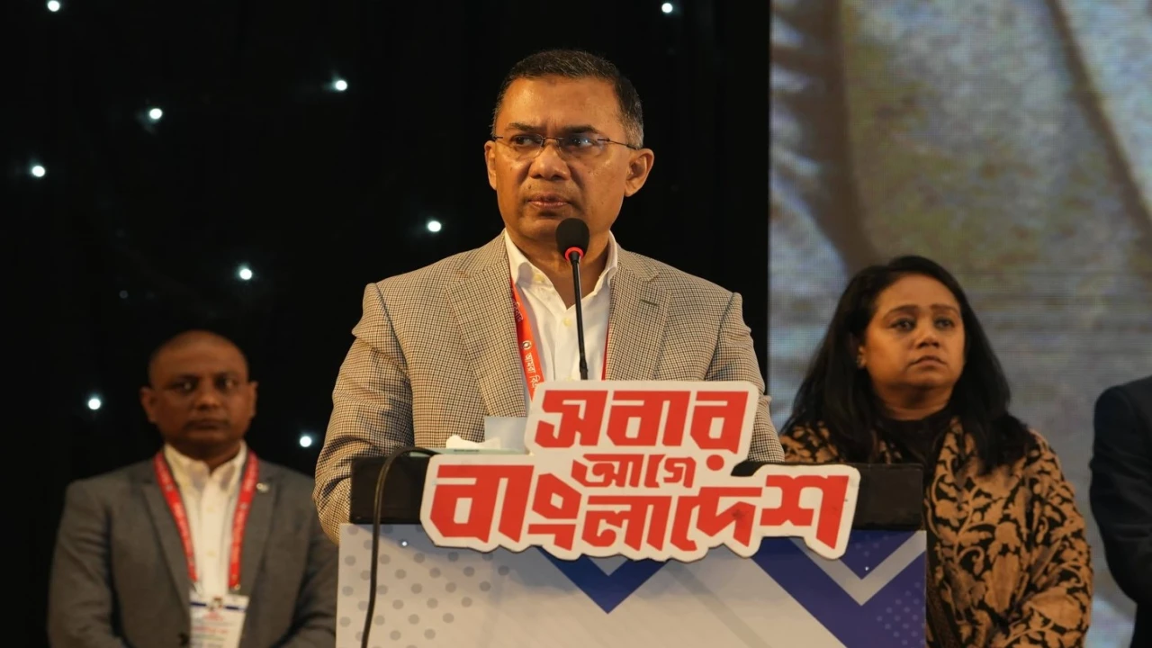 দেশের মানুষ গণতন্ত্রের পথে হাঁটতে শুরু করেছে : তারেক রহমান