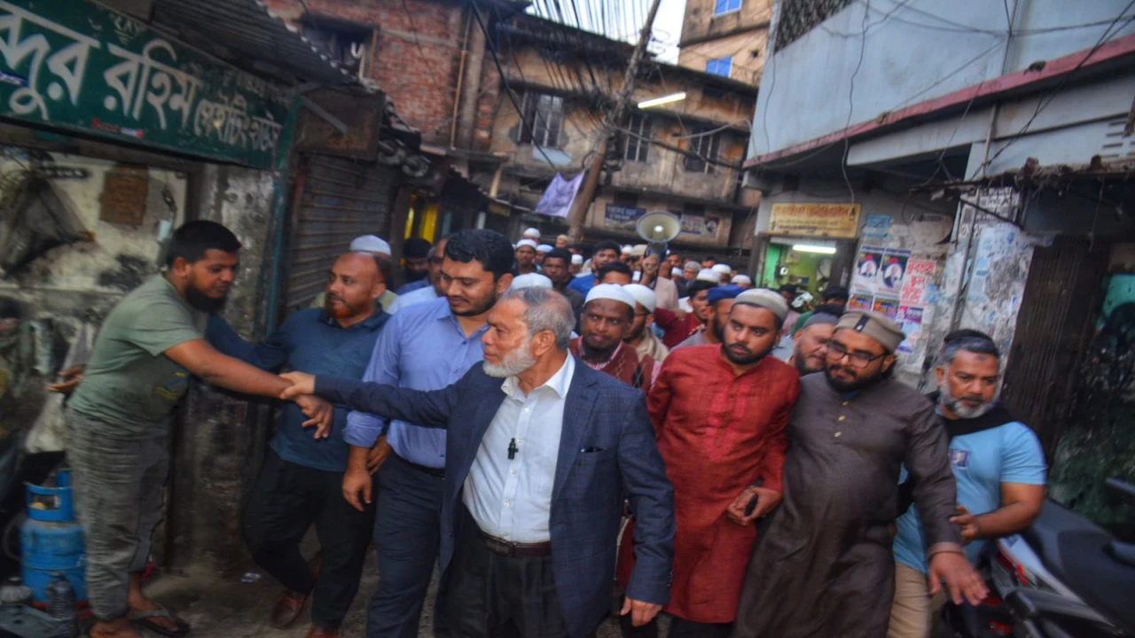 খলিফা পাট্টিতে হিন্দু প্রতিনিধিদের সঙ্গে জামায়াত প্রার্থী ডা. ফজলুলের প্রীতি সমাবেশ