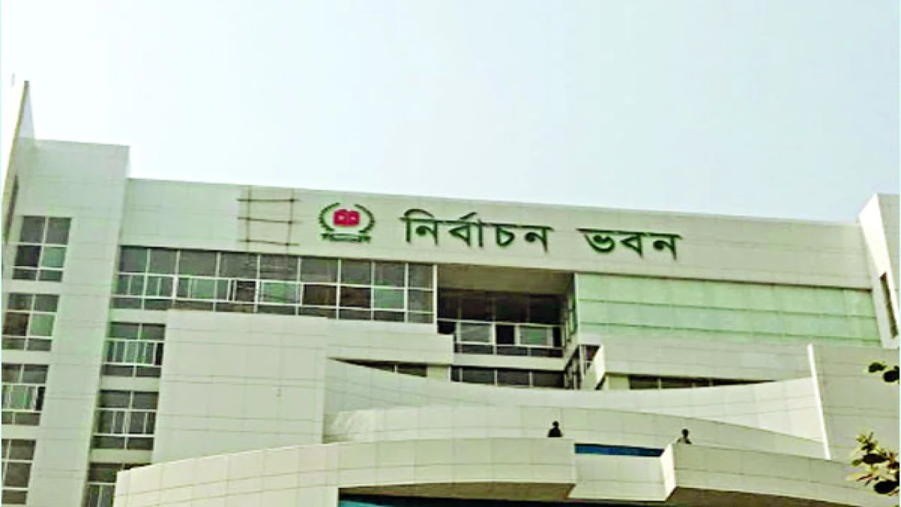 দেশে এসেছে প্রায় ৩ লাখ প্রবাসীর পোস্টাল ব্যালট