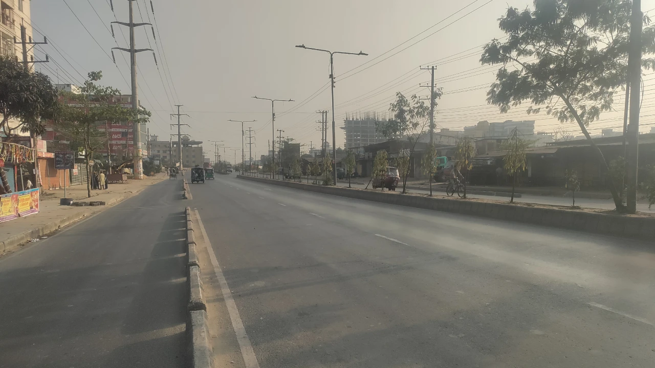 ভোটের আগে ফাঁকা চট্টগ্রাম নগরী, সতর্ক অবস্থানে পুলিশ
