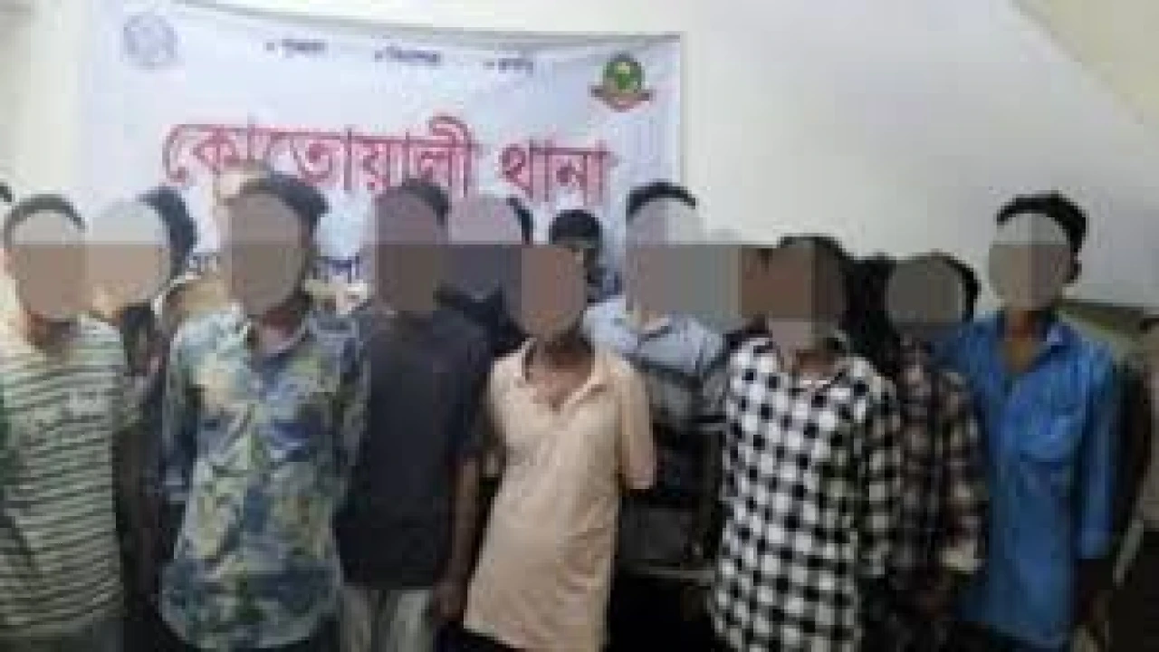 চট্টগ্রামে জানাজা শেষে মিছিল:সন্ত্রাসবিরোধী আইনে মামলা,গ্রেপ্তার ১৯জন