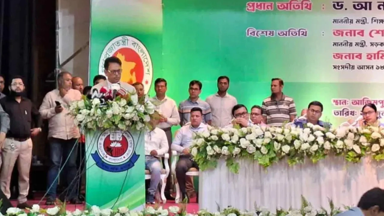 মাদ্রাসা শিক্ষকদের বেতন নিয়ে সুখবর দিলেন শিক্ষামন্ত্রী