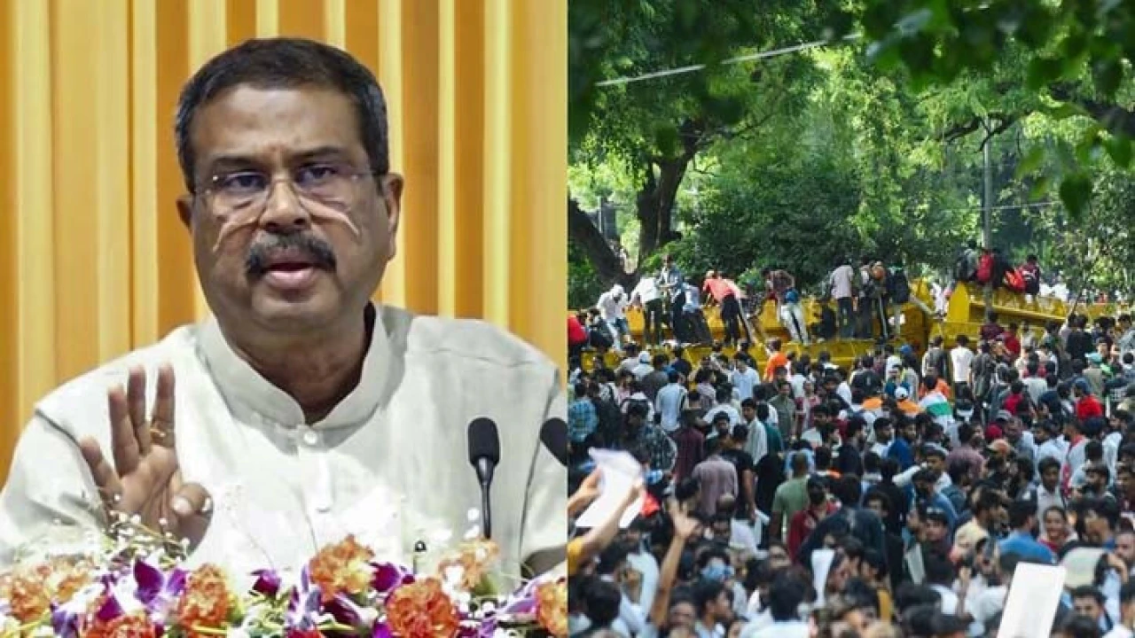 শিক্ষার্থী আন্দোলনের মুখে ভারতের শিক্ষামন্ত্রীর পদ...